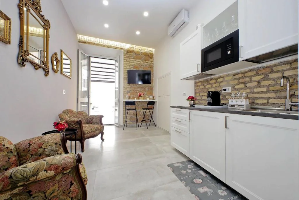 Roman Holiday Suites — foto 8