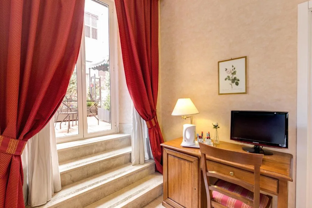 Roman Terrace — foto 4