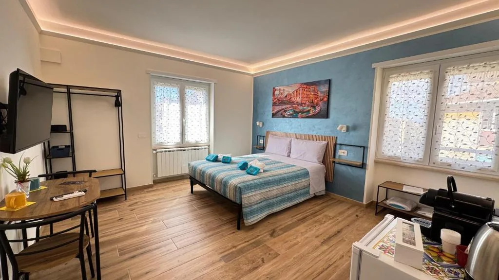 Rome Downtown Express Guest House – Lucio Sestio Metro A, Fast Connection to the City Centre