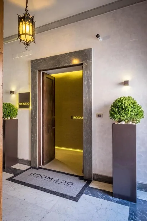 Room 230 Roma Luxury Suites