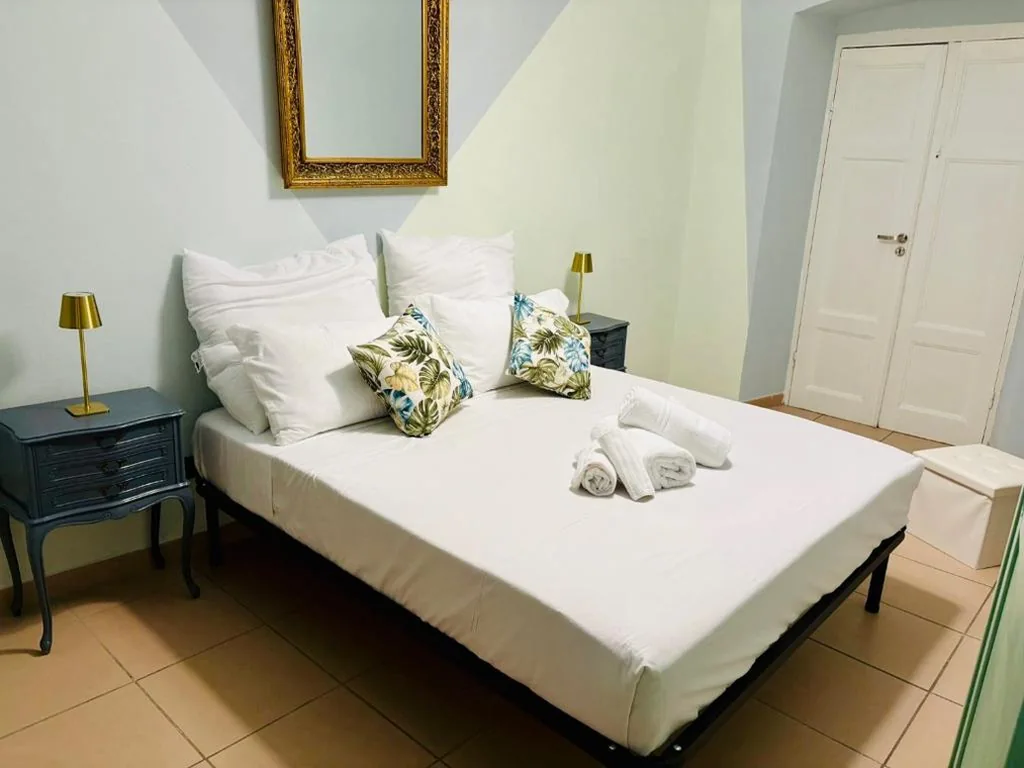 Room Mercedes — foto 4