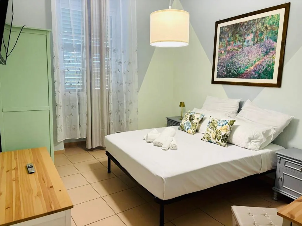 Room Mercedes — foto 5