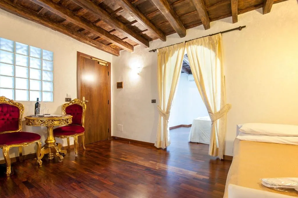 Royal House — foto 4
