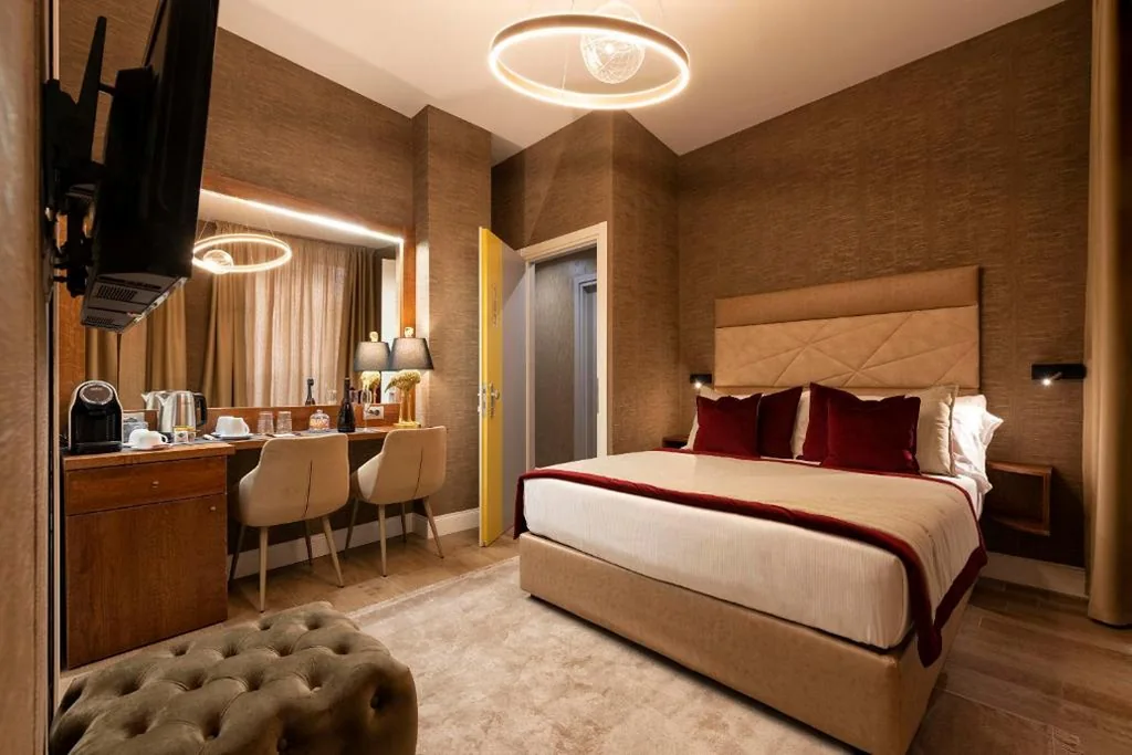Royal Rooms Corso