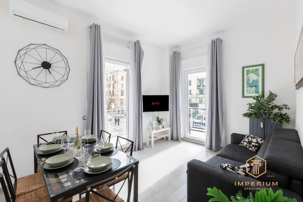 Sea View Terrace Apt – 150mt from the sea, 4-6 pax, A-C, Terrace