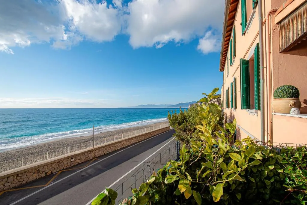 SEAHORSEROOM – Frontemare con Idromassaggio — foto 6