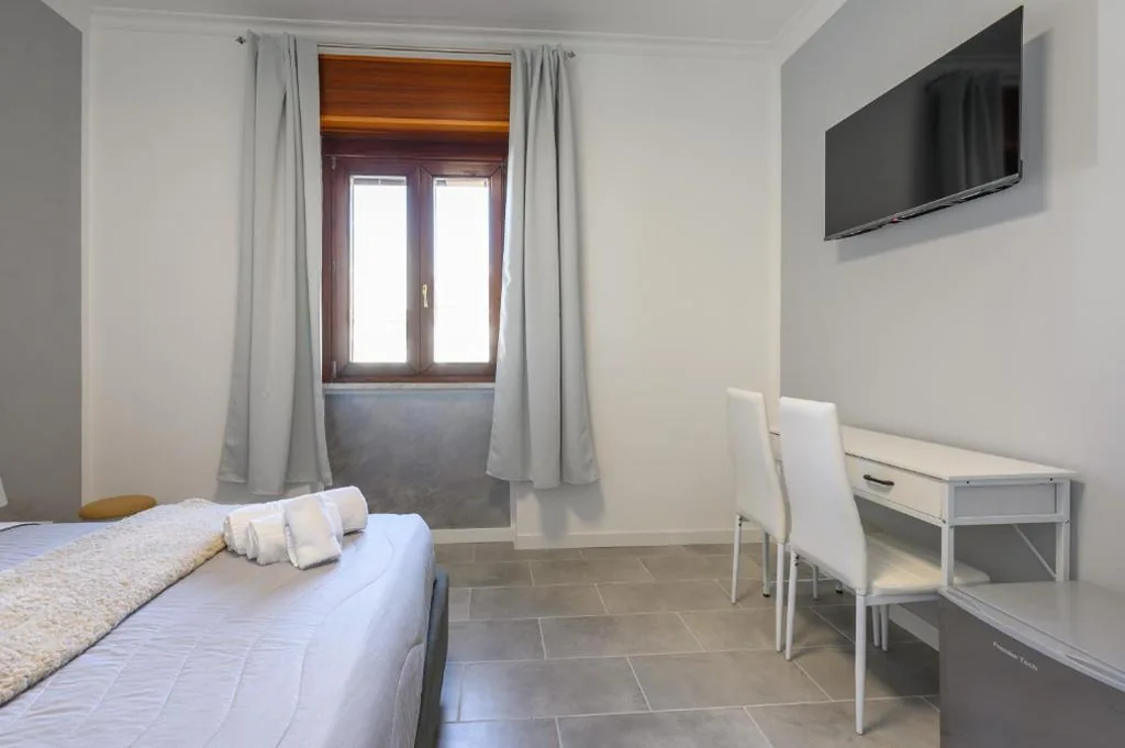Silver Nest – 9 min to Airport – Free Netflix e Wi-Fi — foto 8