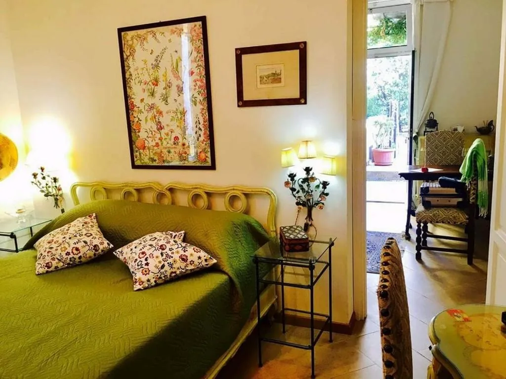Small Luxury Bed & Breakfast