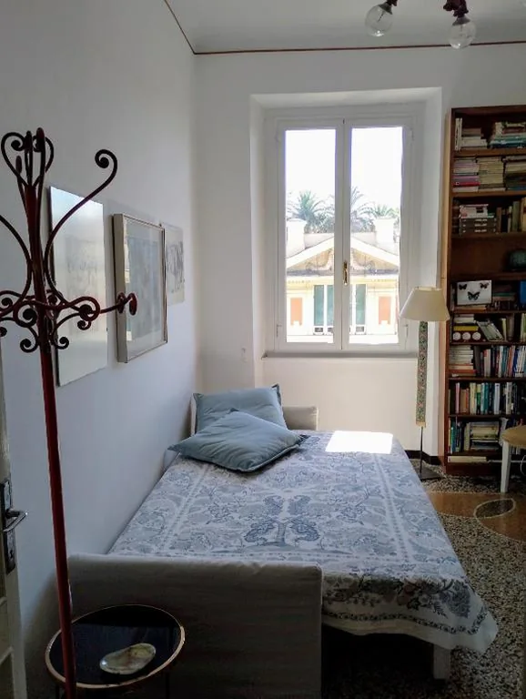 Small Room Shared House Terrace Above