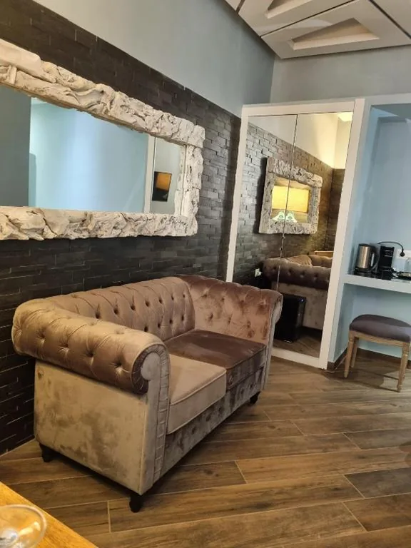 Spagna Boutique — foto 8