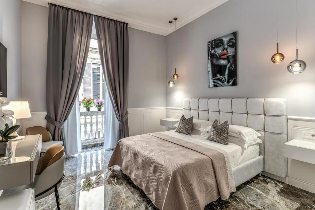 Spanish Steps Oasis Suite