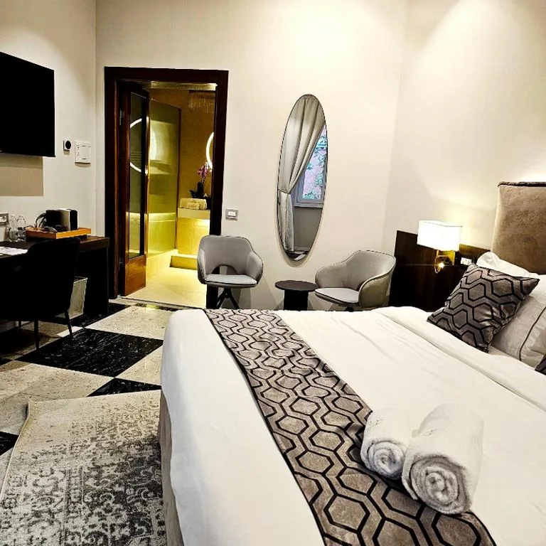 STOA ROME Boutique Suites
