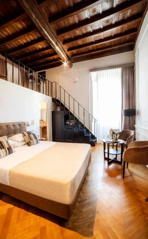 Suite (2 Adulti + 2 Bambini) — Splendor Suite Rome – Suites & Apartments