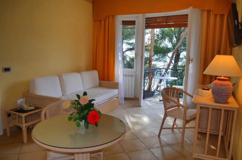 Suite (3 Adults) — La Riserva di Castel d’Appio- Charme & Relax