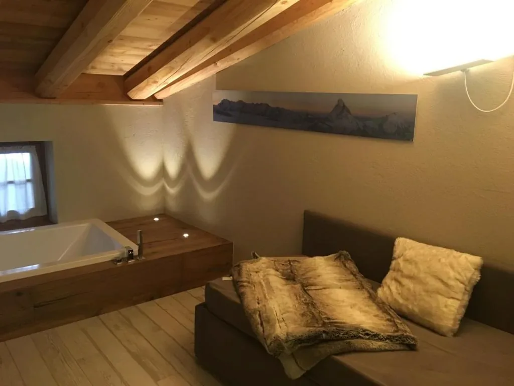 Suite — 4478 Mountain Lodge