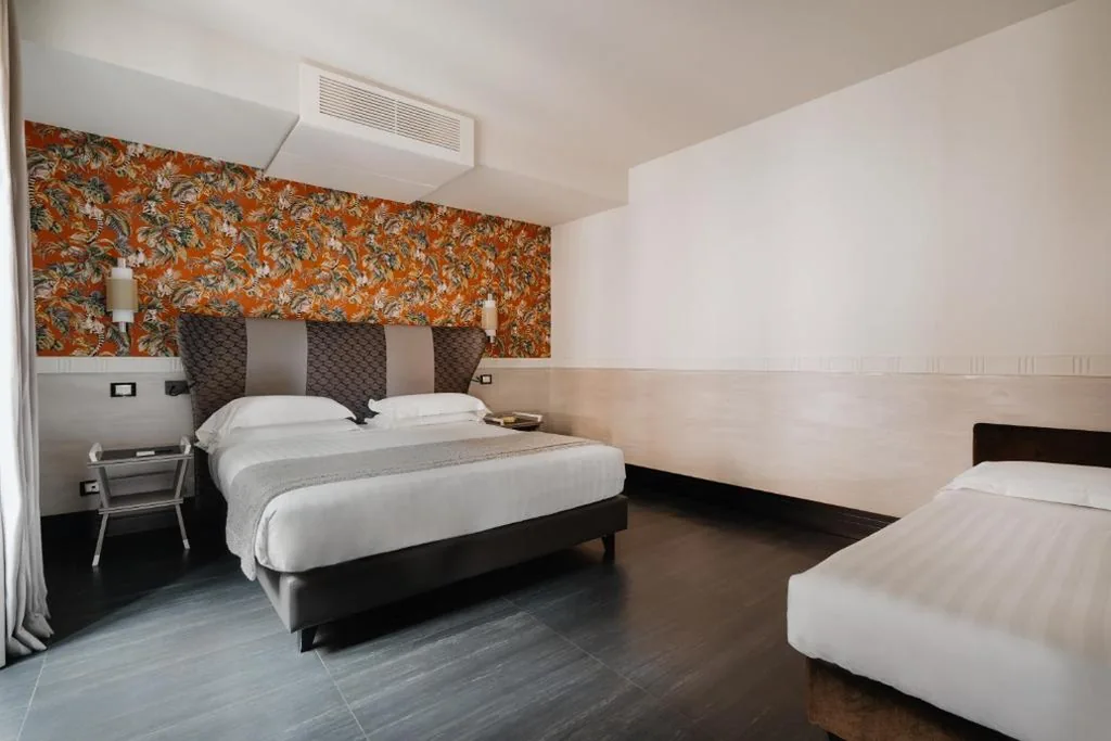Suite (5 Adults) — Unica Suites Rome