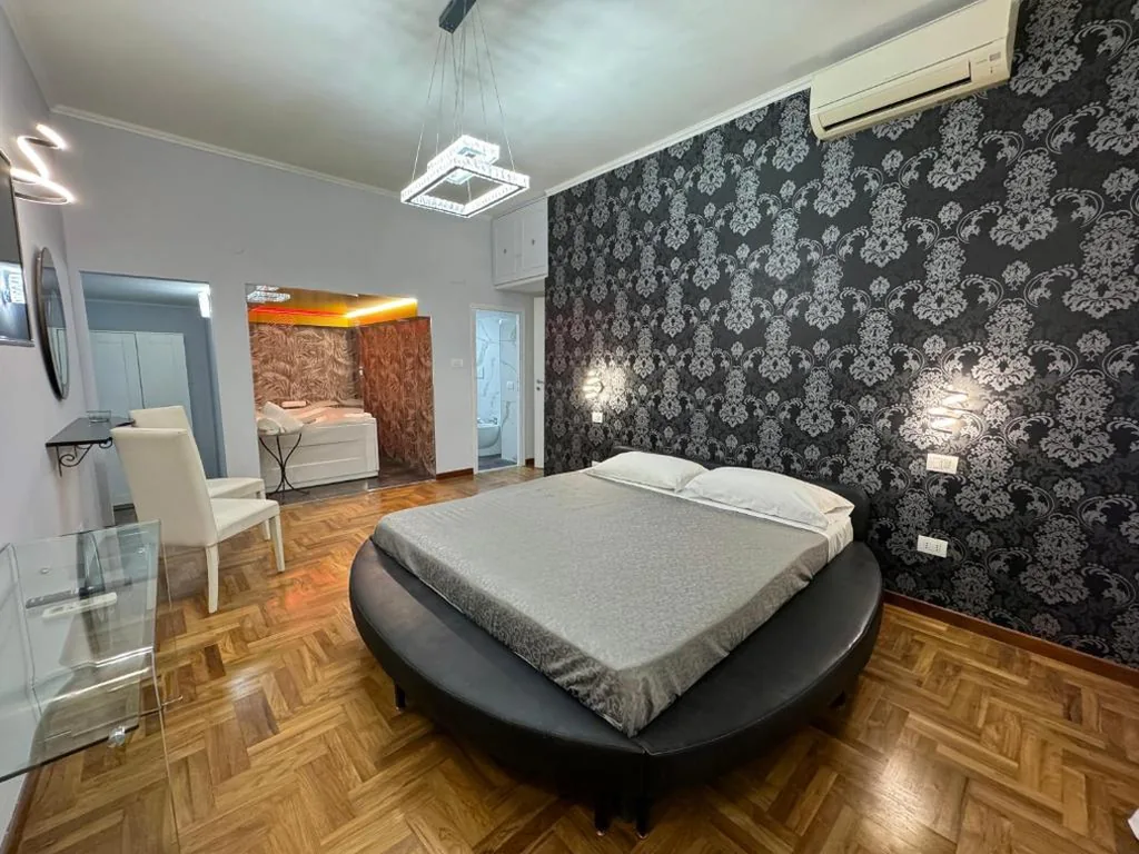 Suite and room