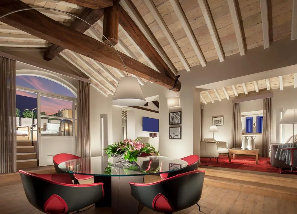 Penthouse Suite (4 Adults) — Palazzo Scanderbeg