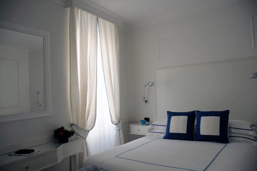 Suite Bianca — Suite Fontana di Trevi