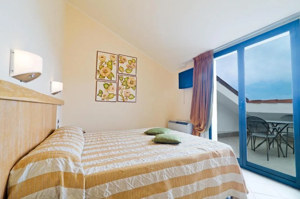 Suite — Castellaro Golf Resort