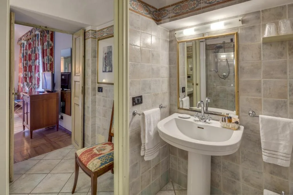 Suite — Castello Rosso