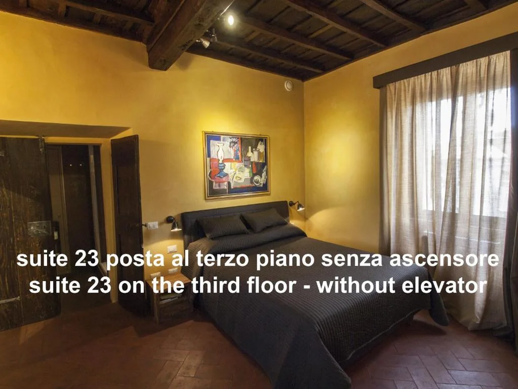 Suite con 1 Camera da Letto e 1 Divano-Letto — Le Stanze Del Duomo