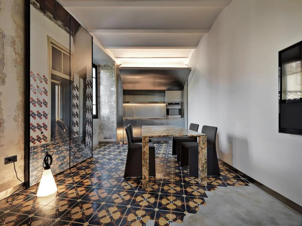 One-Bedroom Suite — Rhinoceros