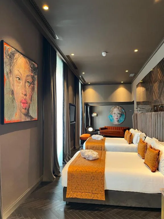 Suite con 1 Camera da Letto — U-Visionary Roma Hotel