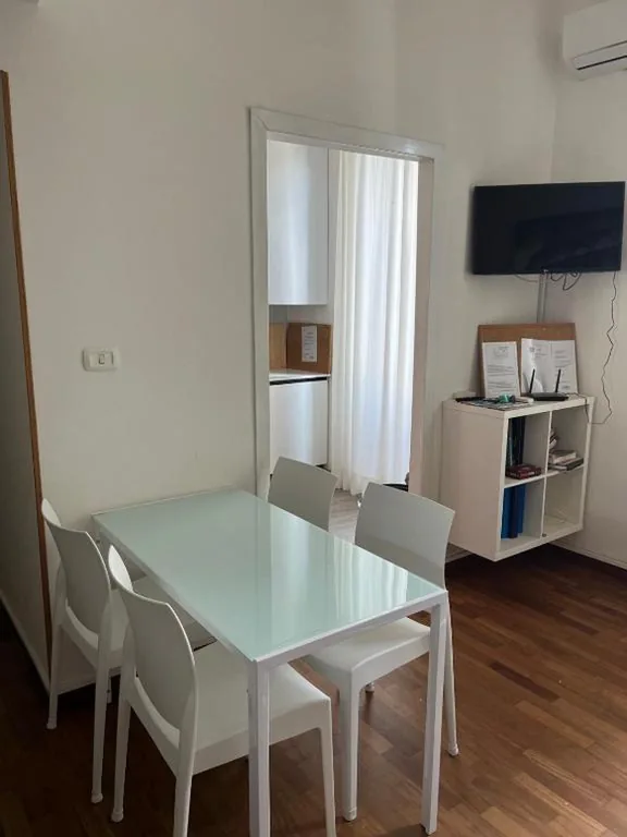 Suite con 2 Camere da Letto — GUEST HOUSE GIL – ROME Colosseum Area
