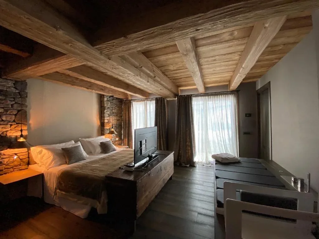 Suite with Spa Access — Les Neiges D’Antan