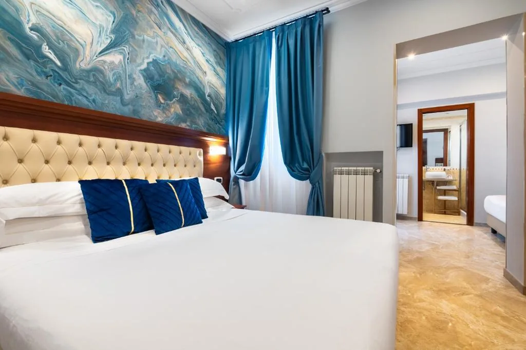 Suite with Balcony — Esposizione Luxury Rome