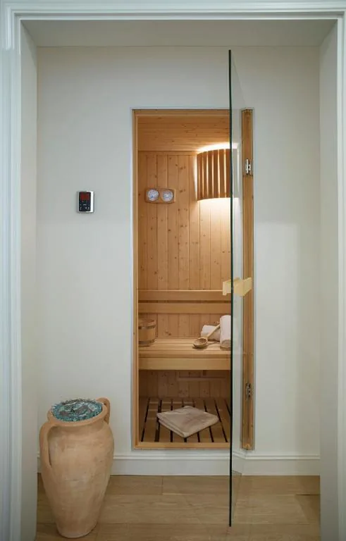 Suite with Sauna — Elizabeth Unique Hotel | a Member of Design Hotels™