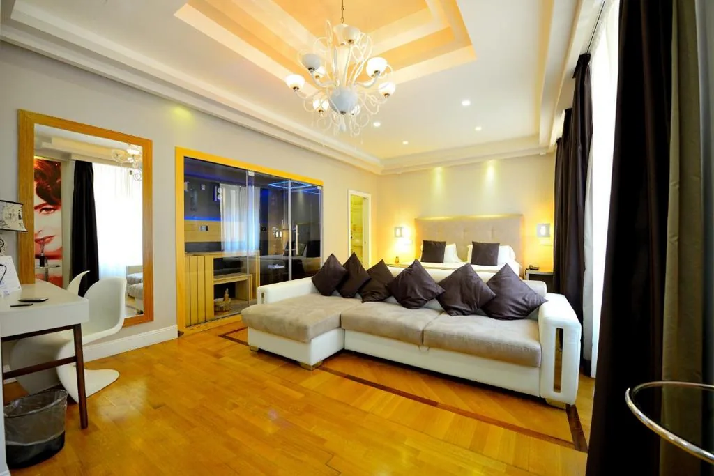 Suite with Sauna — Terrazza Marco Antonio Luxury Suite