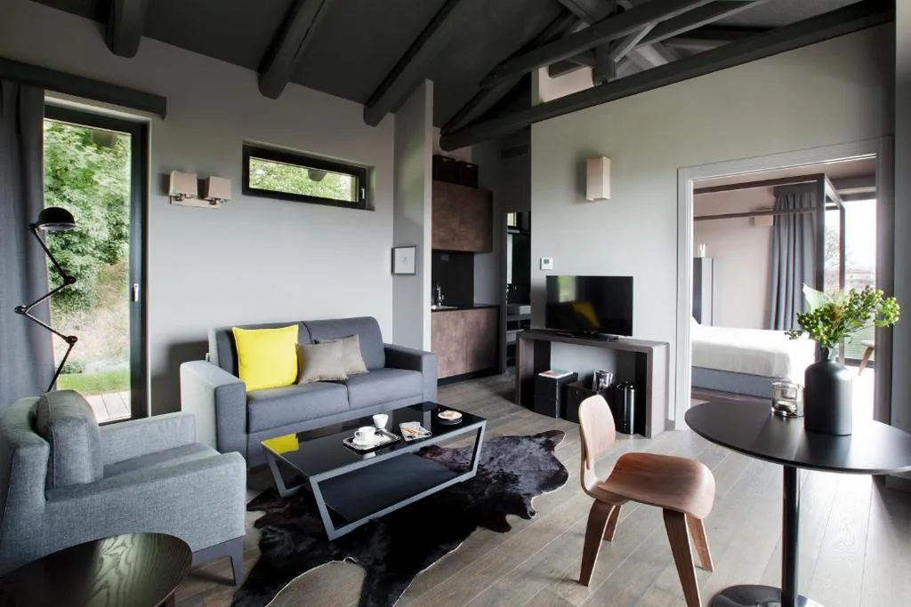 Suite with Terrace — Arborina Relais