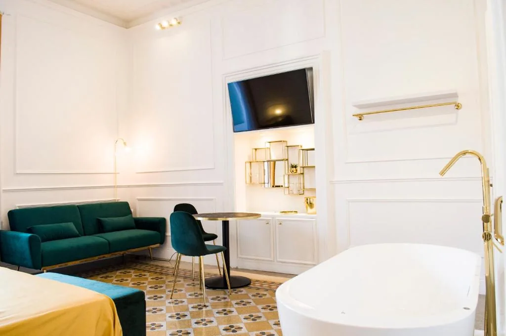 Suite con Vasca Idromassaggio — Relais Mazzini