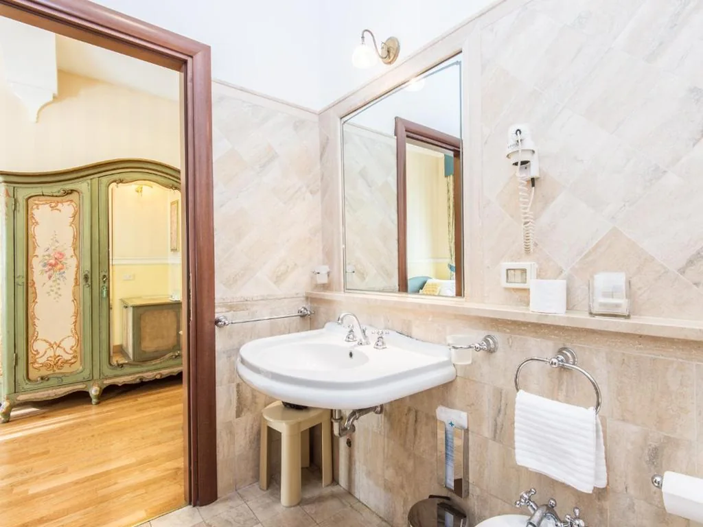 Suite with City View — Il Gattopardo Relais