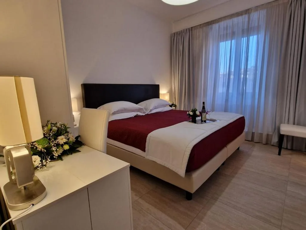 Suite con Vista Giardino — VATICAN GUEST HOUSE ROOMS in Rome