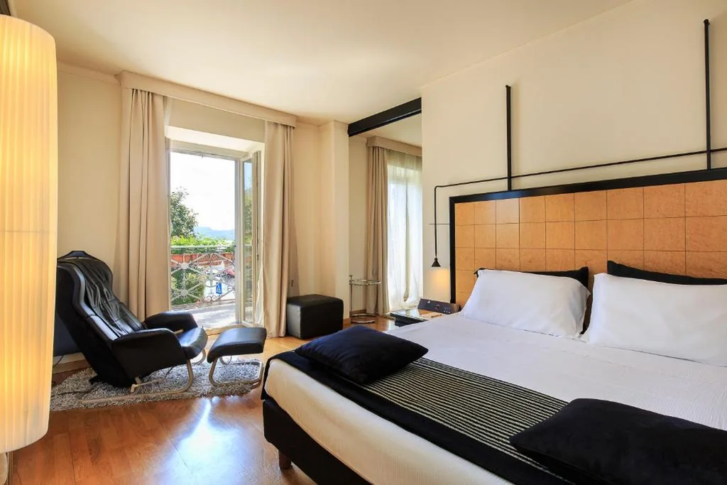 Suite con Vista Lago — Casa alle Colonne by Hotel Ancora