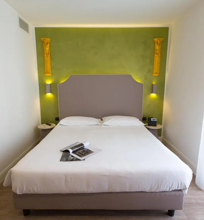 Suite con Vista Montagna — Hotel Al Campanile – Luxury Suites & Apartments
