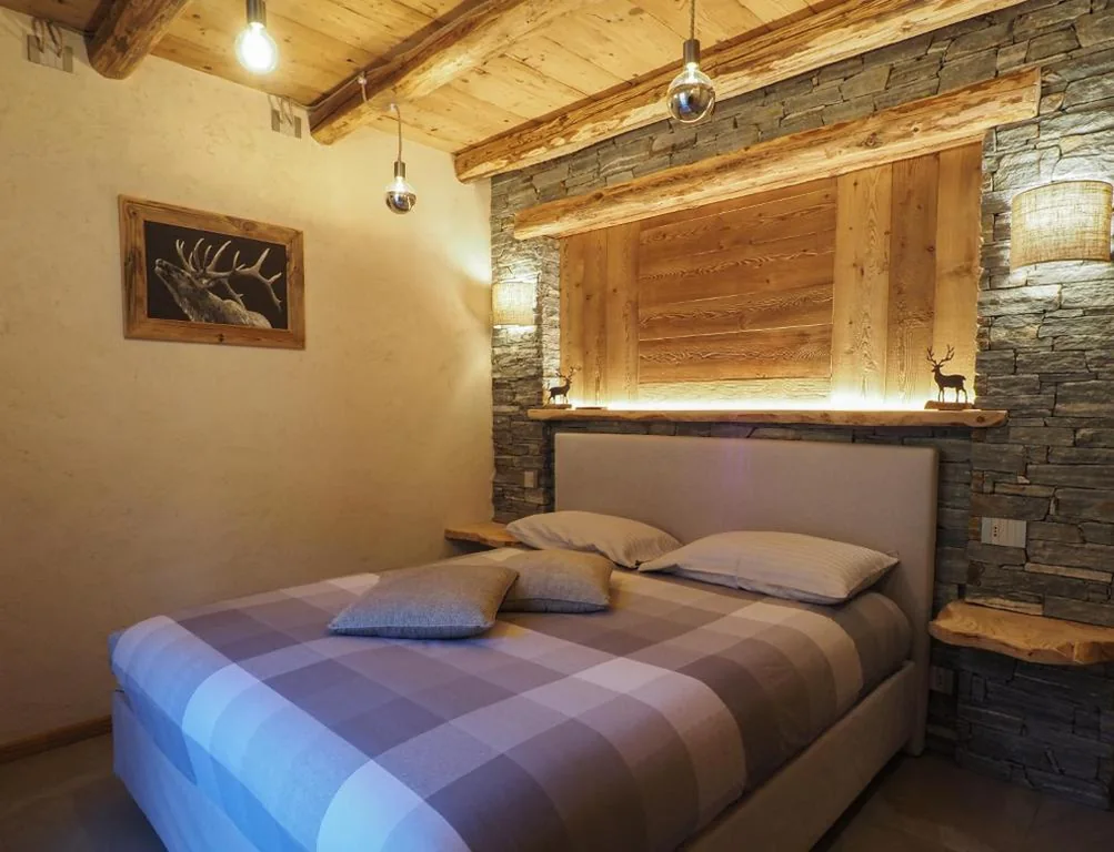 Suite con Vista Montagna — Hotel della valle
