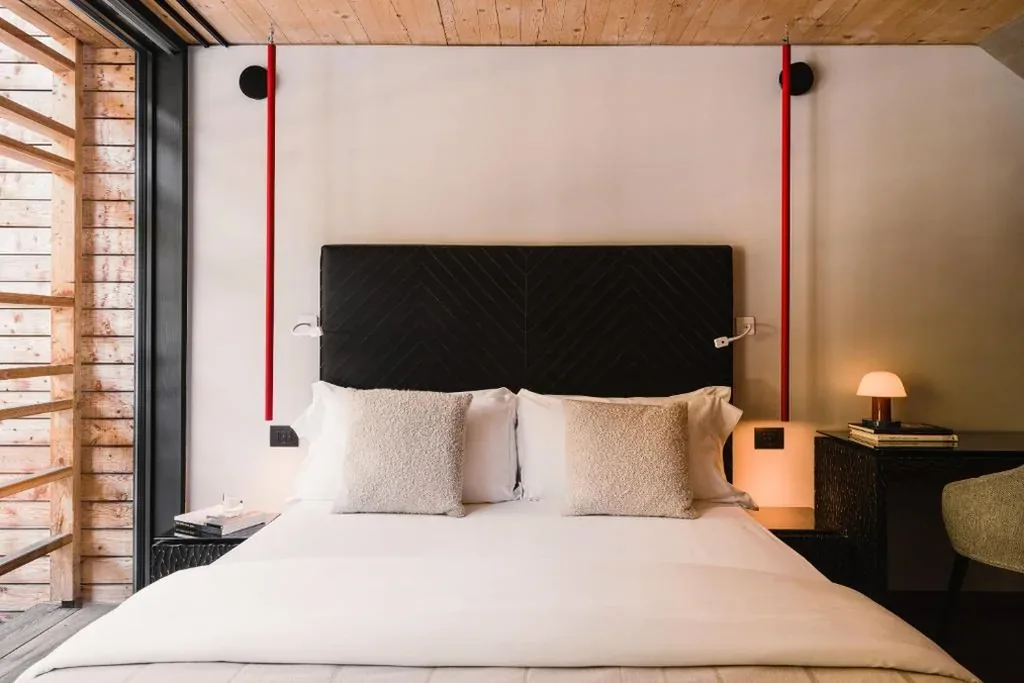 Suite Deluxe — Aethos Hotel Monterosa