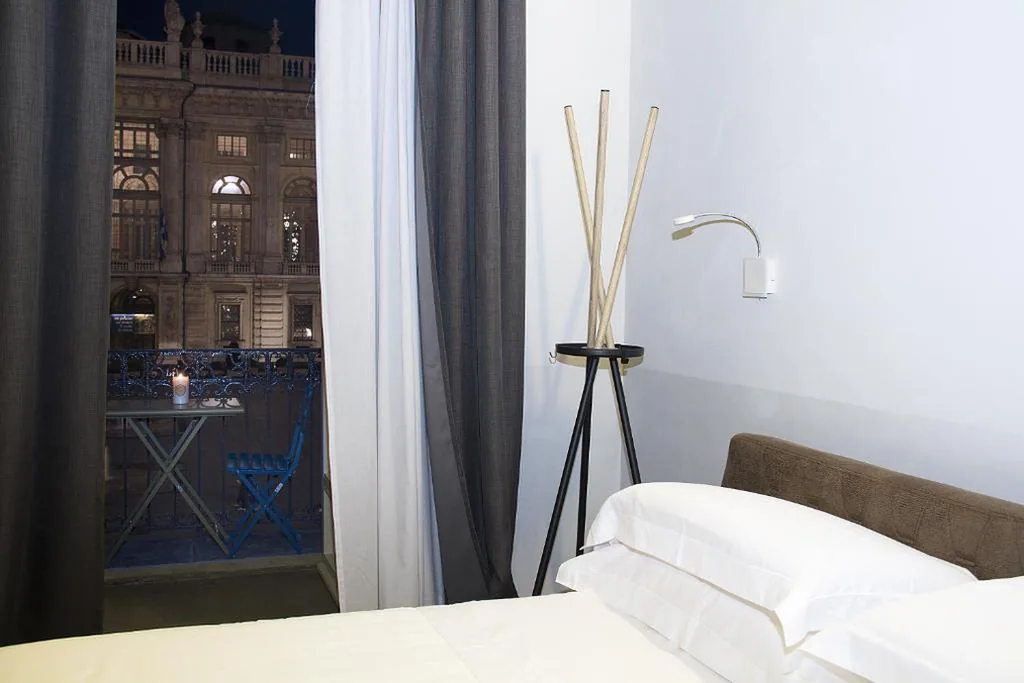 Deluxe Suite with View — Piazza Castello Suite