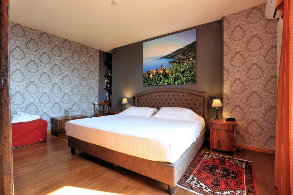 Suite Deluxe — Felicin – Palazzo Boeri Panoramic Suites