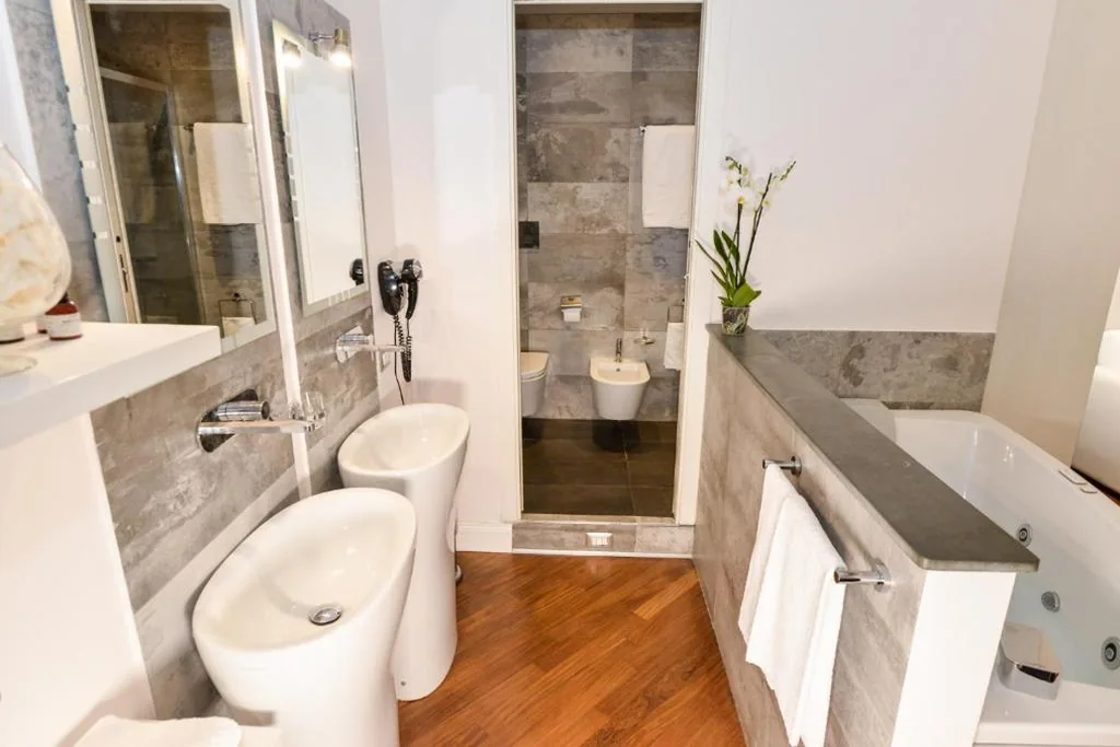 Suite Deluxe — NAVONA VITA SUITES