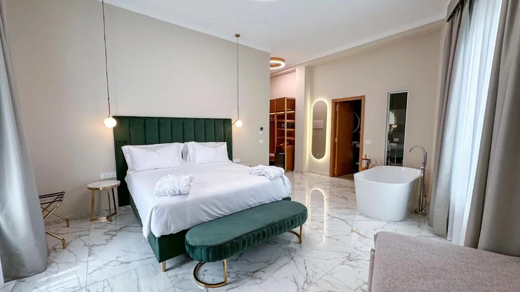 Suite Deluxe — Vespucci Palace Roma