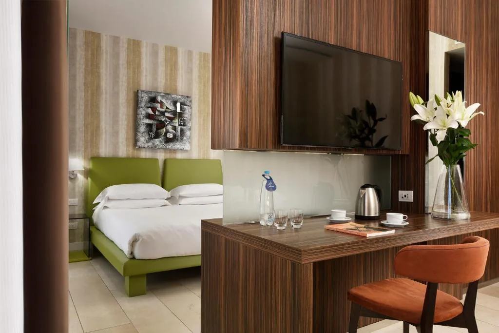 Suite Familiare con Balcone — Hotel Isola Sacra Rome Airport