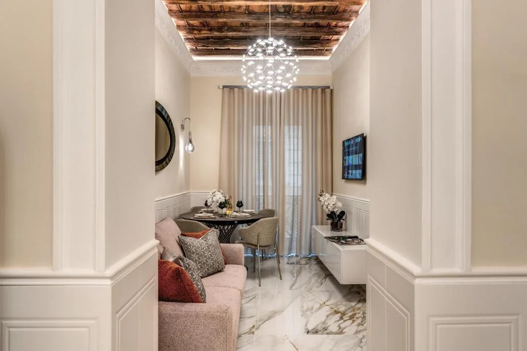 Family Deluxe Suite — Spanish Steps Oasis Suite