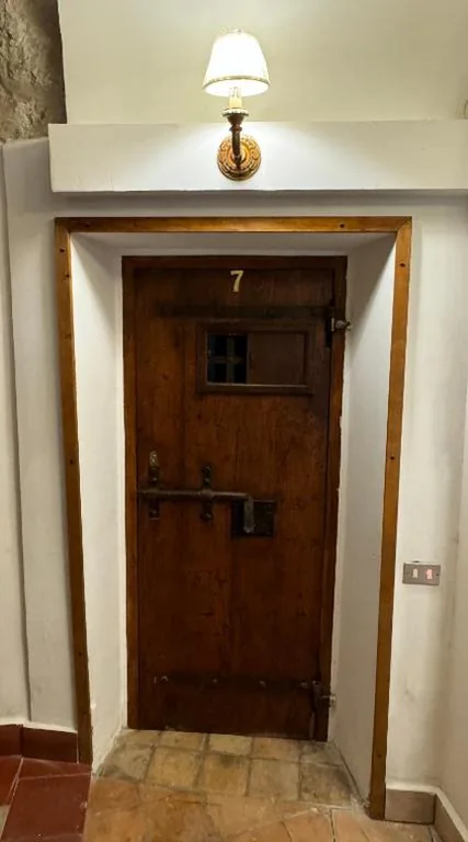 Suite Familiare — Le Prigioni del Palazzo B&B