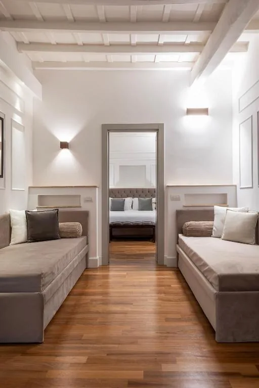 Suite Familiare — Palazzo Goldoni Condotti Collection