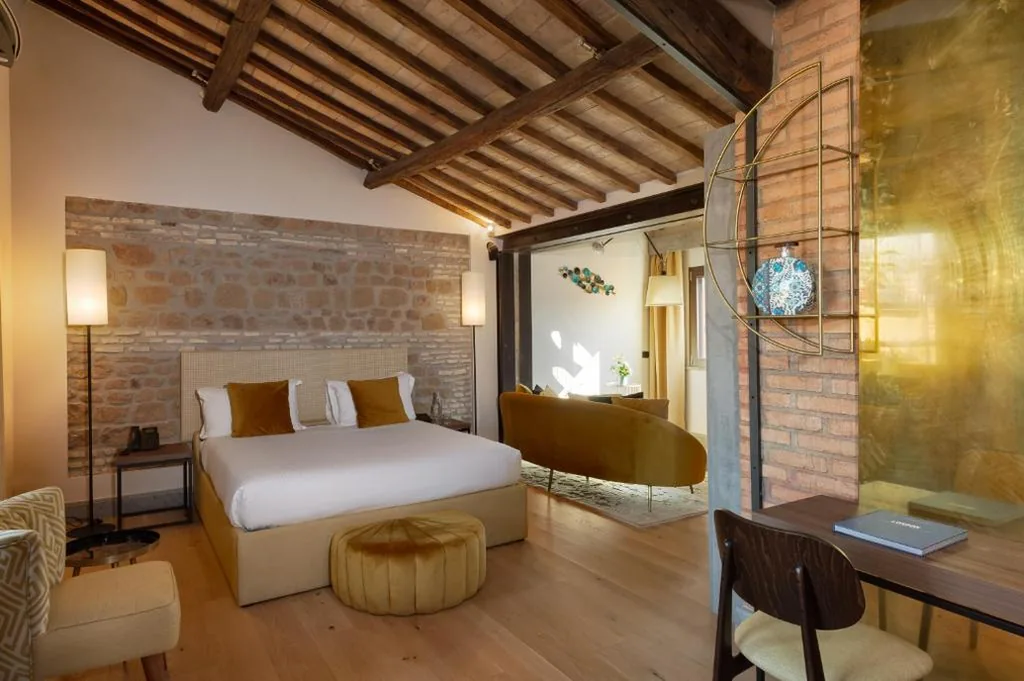 Suite Familiare — Passpartout Boutique Palace